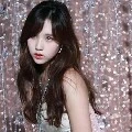 MiNa(nô tì của Y)