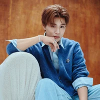 Hoàng Đức Duy  ( Captain boy )