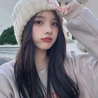 Chung Kim Ngưu¹⁷/@Nguuvuive