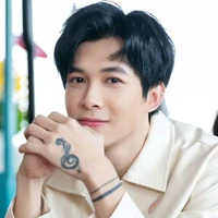 atus ( anh họ của cap )