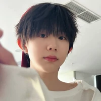 Trần Dịch Hằng _ah