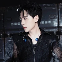 lũn xì .nhỏ t/g nè