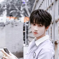 Ngao Tử Dật