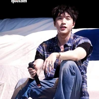 Trần Minh Hiếu | @hieuthuhai