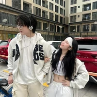 Phong, Sam ik chs