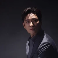 Julian Charles | Kostopoulos