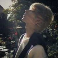 Bạch Tử Bảo Long _anh trai nu9