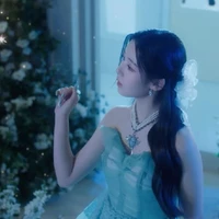 Rora/Lee Dain (❄️)