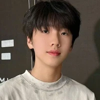 Nhiếp Vĩ Thần