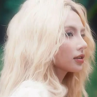 Nguyễn Hiền Mai __ Maiquinn