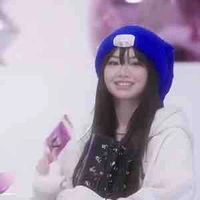 Nguyễn Lê Ngọc Ánh Sáng | Ánh Sáng Aza