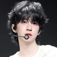 Hạ Tuấn Lâm - y-