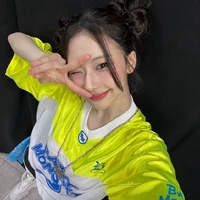 ruka (cô giáo lớp 7 lớp Ahyeon)