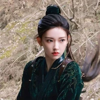 Bùi Tư Tịnh 【Cô】