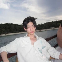 Thomaschungmanirat (anh)