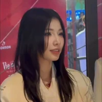 Trần Thảo Linh(Cô)