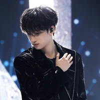 Nghiêm Hạo Tường (Oliver Yan)