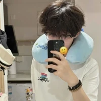 Hoàng Gia Hưng (atrai nu9)