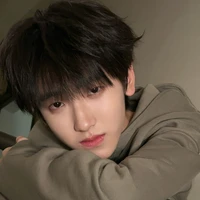 Tả Kỳ Hàm - Hắn