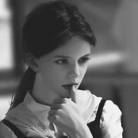 Rosabella Scarlett (6 tuổi)