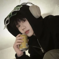 Trần Dịch Hằng_H