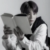 Jeon JungKook •cậu•