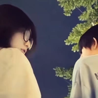 Trần Gia Di _chị em