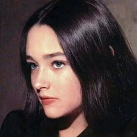 Vivienne Selwyn