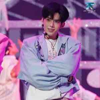 Dillan Hoàng Phan/2000