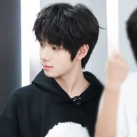 Wang LuJie ( Vương Lỗ Kiệt )