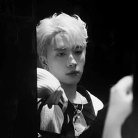 "Sơn trong thân xác Hào"