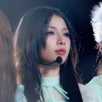 trần thảo linh-em