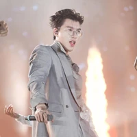 Trần Minh Hiếu(HIEUTHUHAI)