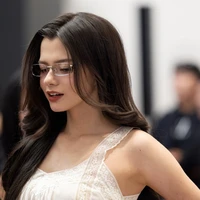 Becky Armstrong ( bn nàng )