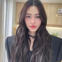 Lingling Kwong (chị)