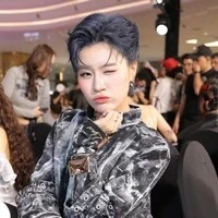 Nguyễn Diệu Huyền 