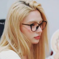 MaiQuinn_chị