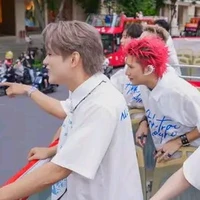 Gặp Gái Là Les _ Tác Giả