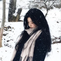 Hoàng Gia Linh ( Giaz_lin  )