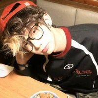 Lộc zutaki_|@Khi nào hết fa thì đổi tên|