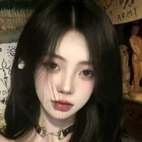 Hồng Tuyết Mai