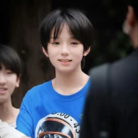 Vương Lỗ Kiệt_lúc nhỏ