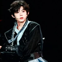 Trần Dịch Hằng[em]