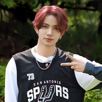 La Heeseung (anh cả Nàng)