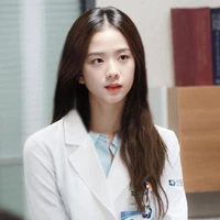 Kim Jisoo (Chị)