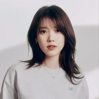 Lee Ji Eun (mẹ Nàng)