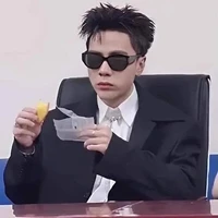 Thằng Tác Giả😎