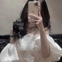 Lê Ngọc Ánh ( chị gái Hùng )