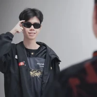 nhìn tác giả lần cuối ii