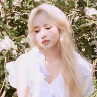 Myoui Mina